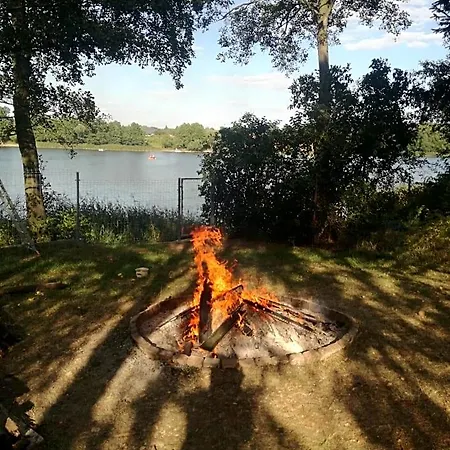 Letniskowy Nad Jeziorem * Łąck